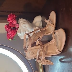T strap heels Nude